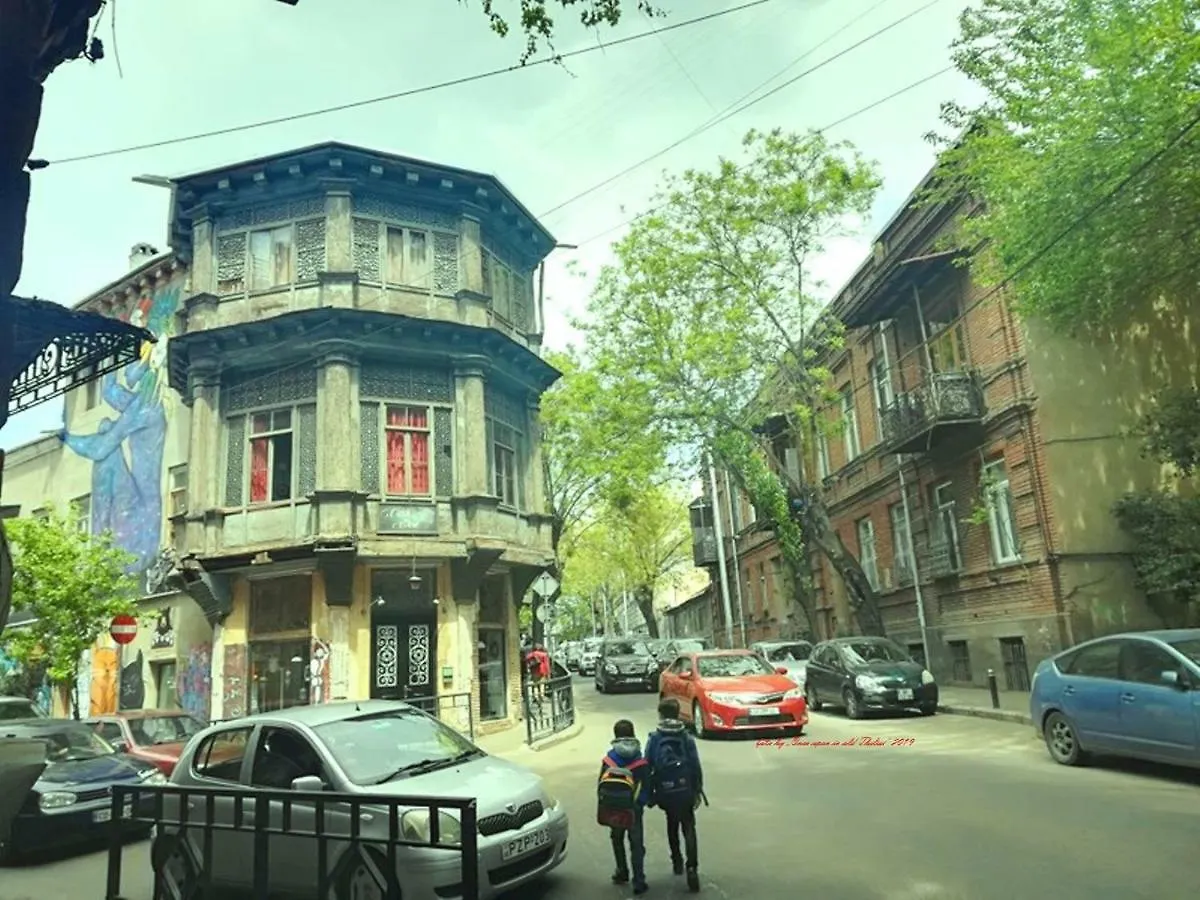 Appartamento Birdhome In Tbilisi